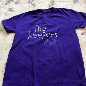 Purple short sleeve t shirt perfect for just hanging out in.